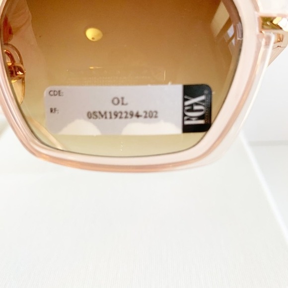 NWT pink geometric sunglasses - Picture 5 of 6